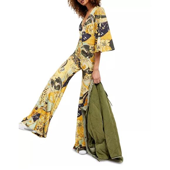 Free People Retro Night Fever Wide Leg Deep V-Neck Jumpsuit Size Medium - Picture 2 of 12